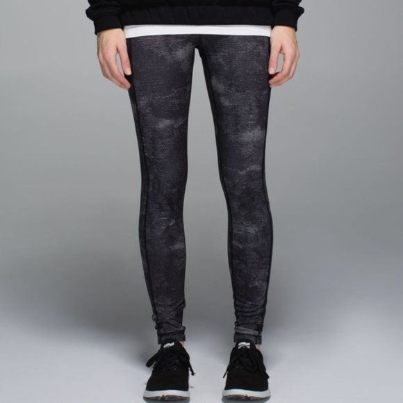 Lululemon Speed Tight II *Full-On Luxtreme Sequin Snake Slate Black / Black - Picture 10 of 14